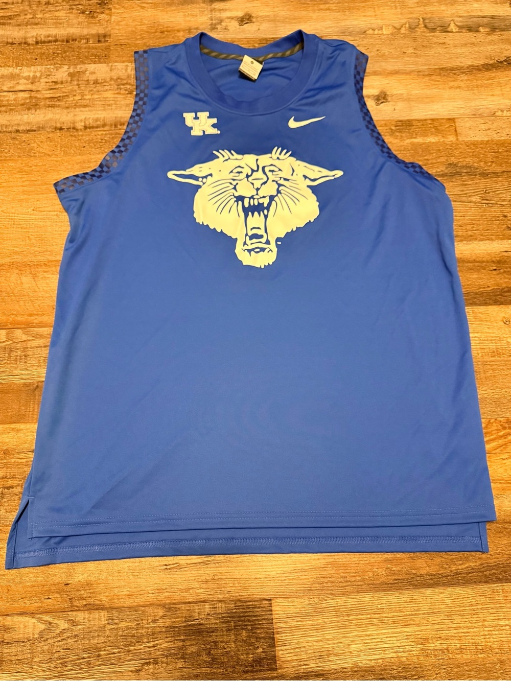 Vintage Nike Kentucky Wildcats Basketball Jersey/ Tank, 2016, XL EUC